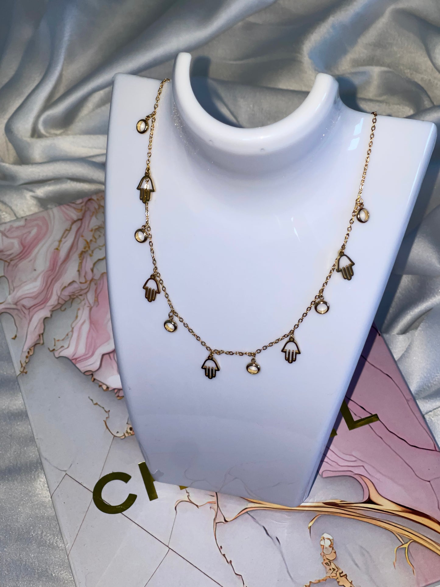 collier 1